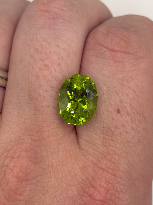 10.14 Ct Peridot